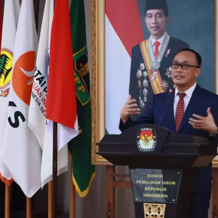 Dukung Kualitas Pemilu, Dukcapil Kemendagri Serahkan Hak Akses NIK ke KPU