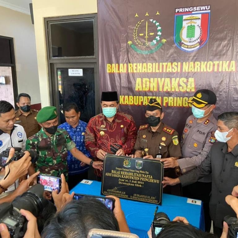 LUAR BIASA…!Kejari Pringsewu Resmikan Balai Narkotika Adhyaksa
