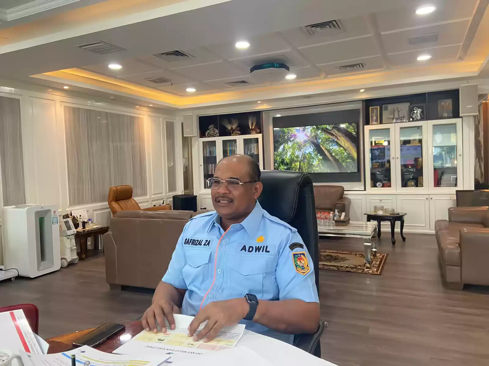 Dirjen Adwil Kemendagri Tegaskan Peran Konkret Camat Tangani Penyakit Mulut dan Kuku 7 Dirjen Adwil Kemendagri Tegaskan Peran Konkret Camat Tangani Penyakit Mulut dan Kuku I PojokPublik