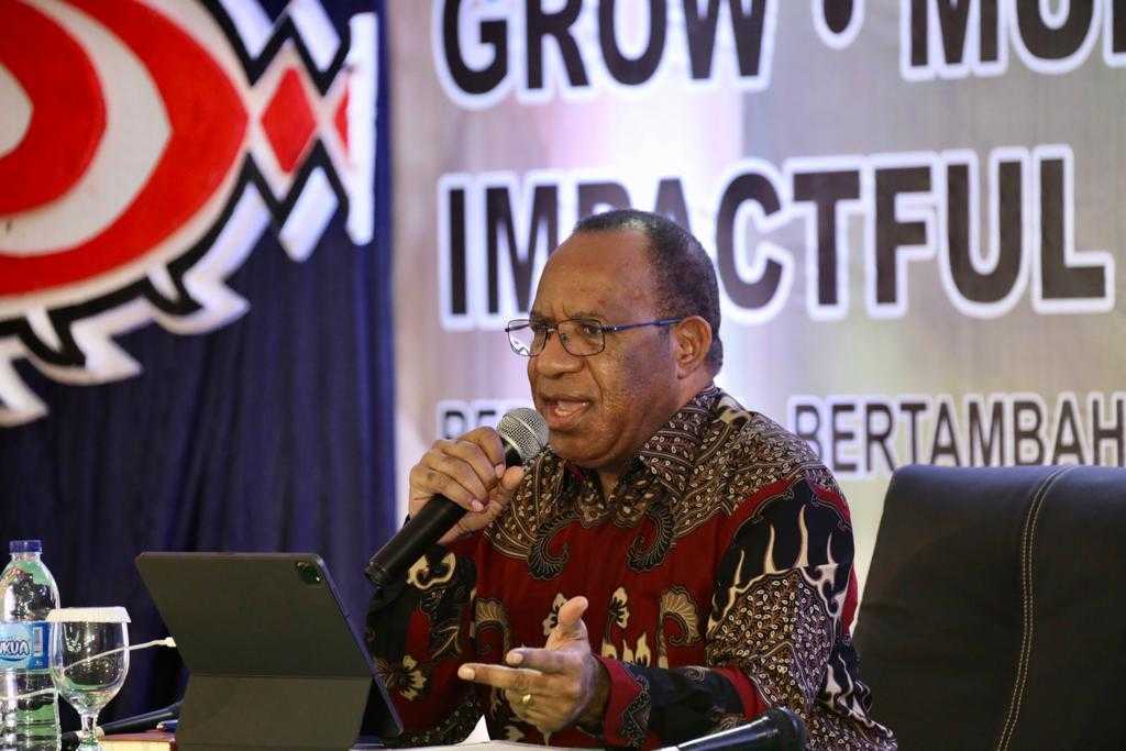 Wamendagri: Orang Papua Tidak Boleh Miskin di Tanah Sendiri 1 Wamendagri: Orang Papua Tidak Boleh Miskin di Tanah Sendiri