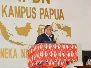 Wamendagri: Anak Papua Pasti Punya Kesempatan Memimpin Negara