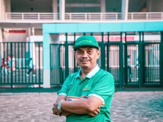 LUAR BIASA...!Profesor UNS Bocorkan Untuk Kuasai Teknologi di Indonesia