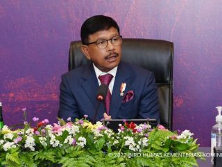 Arus Data Lintas Negara, Menteri Johnny Tekankan Kedaulatan Digital