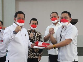 Dirjen Bahtiar Berikan Pengarahan Kepada Tim Pencanangan Gerakan 10 Juta Bendera Merah Putih 