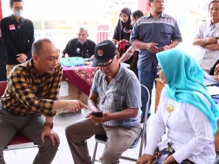 Tuntaskan Target Adminduk, Dirjen Dukcapil Jemput Bola Hingga ke Kelurahan di Hari Libur