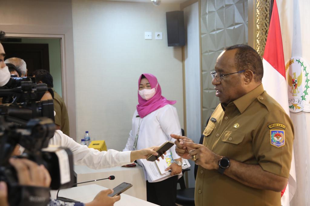 Wamendagri Sampaikan 4 Hal Strategis Terkait DOB Papua 6 Wamendagri Sampaikan 4 Hal Strategis Terkait DOB Papua I PojokPublik