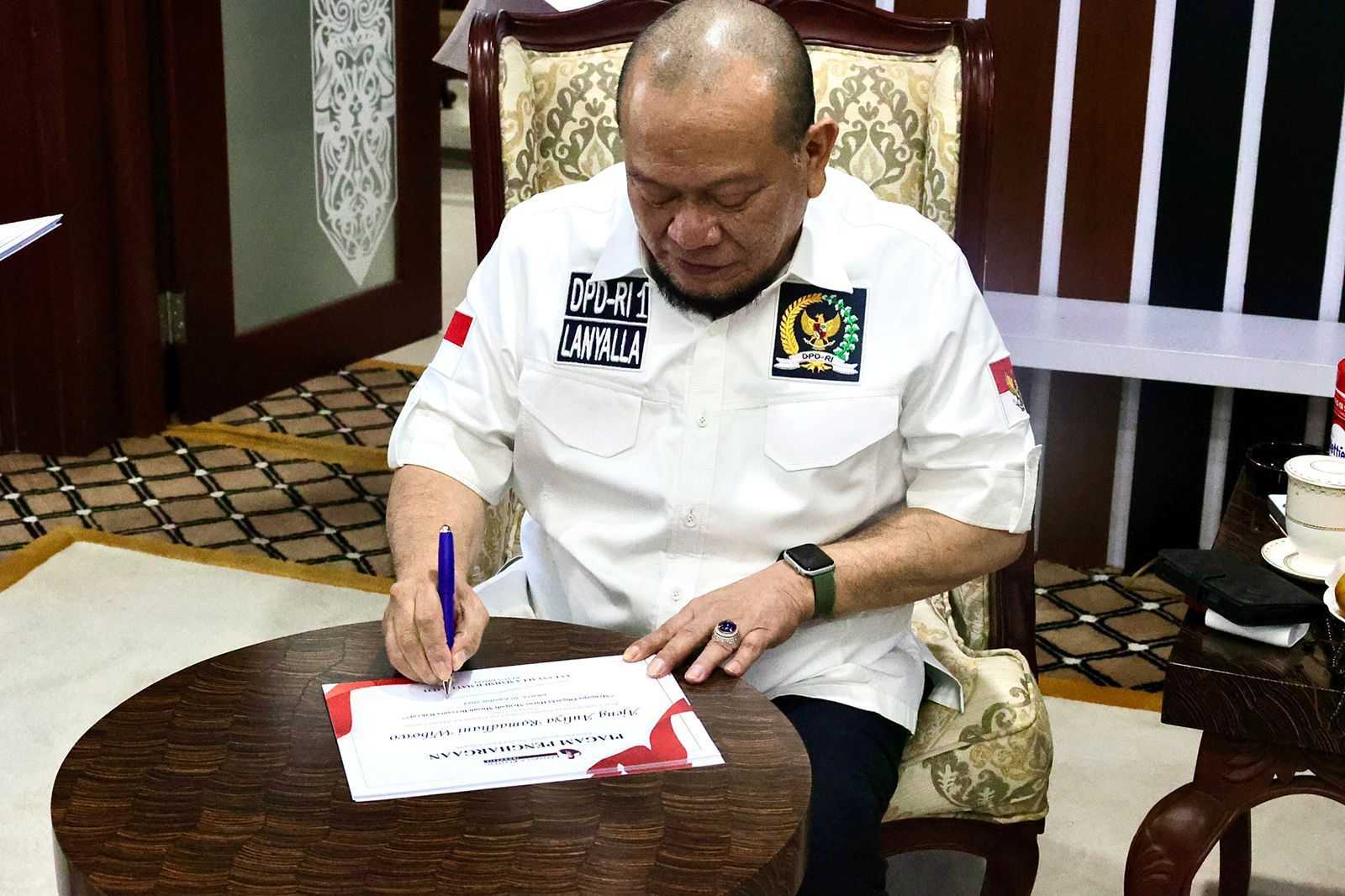 LaNyalla: Anak Muda Harus Melek Politik 7 LaNyalla: Anak Muda Harus Melek Politik I PojokPublik