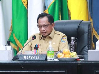 Tito Karnavian Minta Pemda Bertindak Cepat Tanggulangi Inflasi karena Kenaikan Harga BBM