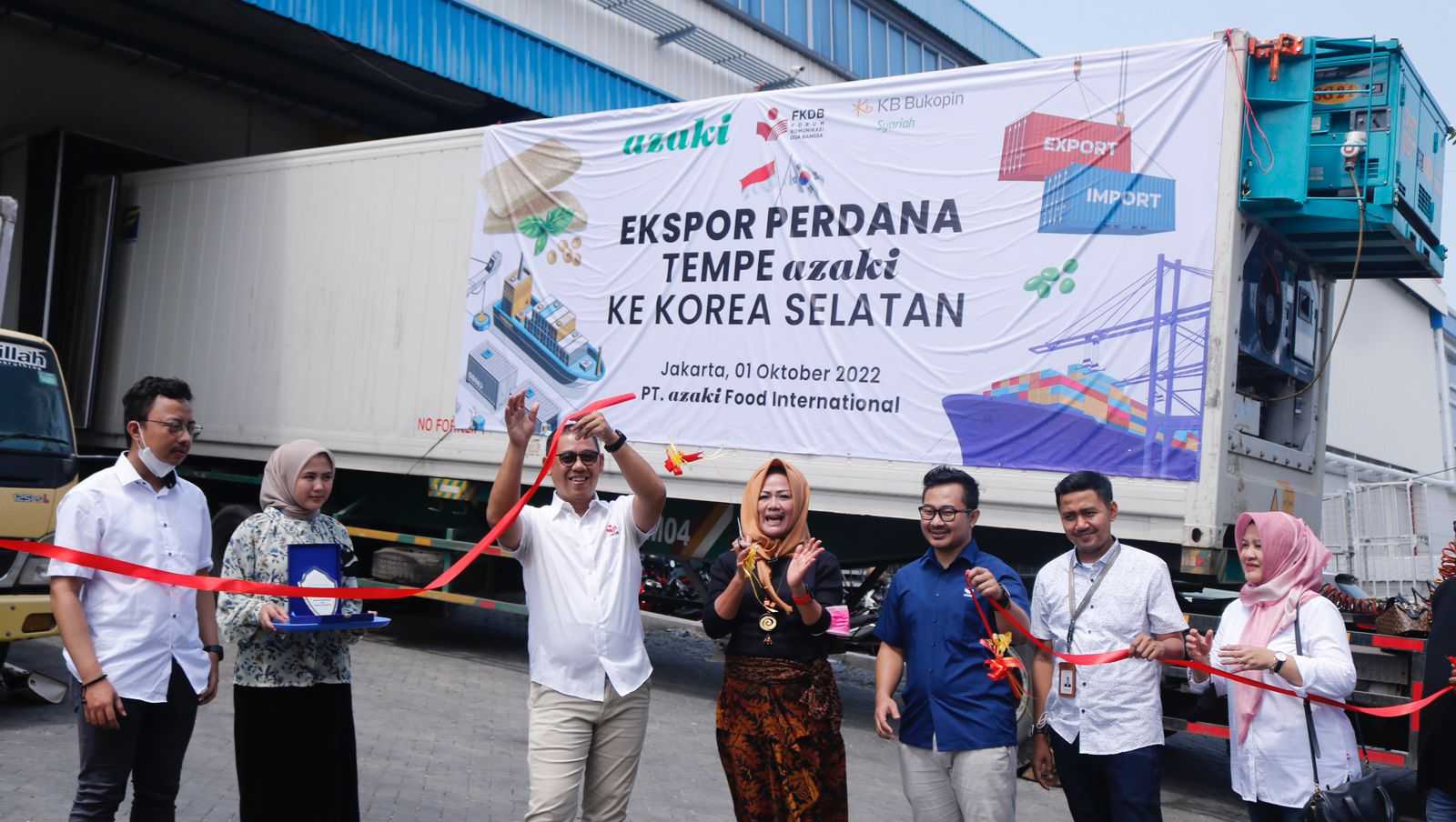 FKDB bersama Bank Bukopin Syariah Ekspor Tempe Azaki Ke Korea Selatan 7 FKDB bersama Bank Bukopin Syariah Ekspor Tempe Azaki Ke Korea Selatan I PojokPublik