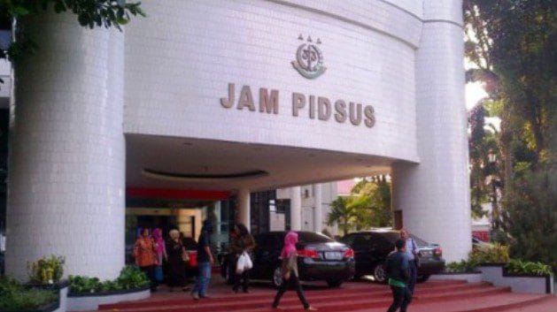 Jaksa Agung Didesak Tetapkan Veri Anggrijono Sebagai Tersangka Impor Baja 6 Jaksa Agung Didesak Tetapkan Veri Anggrijono Sebagai Tersangka Impor Baja I PojokPublik