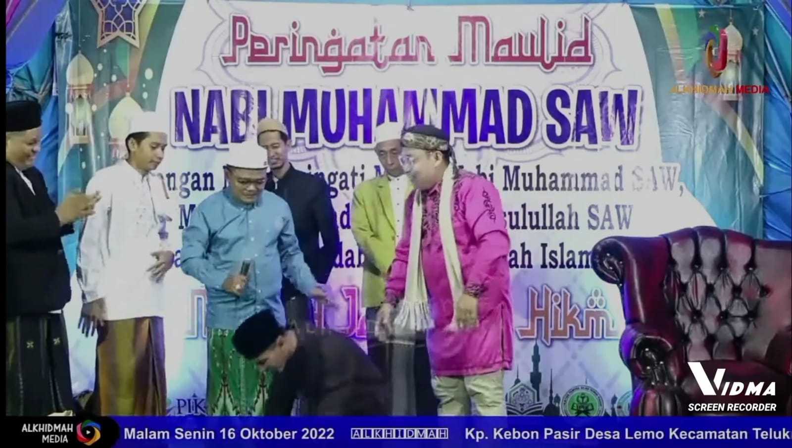 DPRD Kabupaten Tangerang Berikan Umrah ke Qori Tunanetra 7 DPRD Kabupaten Tangerang Berikan Umrah ke Qori Tunanetra I PojokPublik