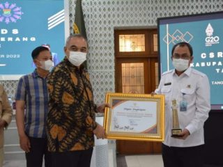 Perumdam TKR Sabet Penghargaan CSR Awards 2022 Dari Bupati Kabupaten Tangerang