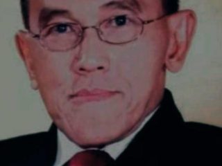 Tokoh Bangsa Indonesia Dan Tokoh Senior Golkar Ir.Aburizal Bakrie Mendapatkan Selamat HUT Bertambah Usia Ke 76 Tahun Dari Tokoh Muda Golkar Riko Lesiangi