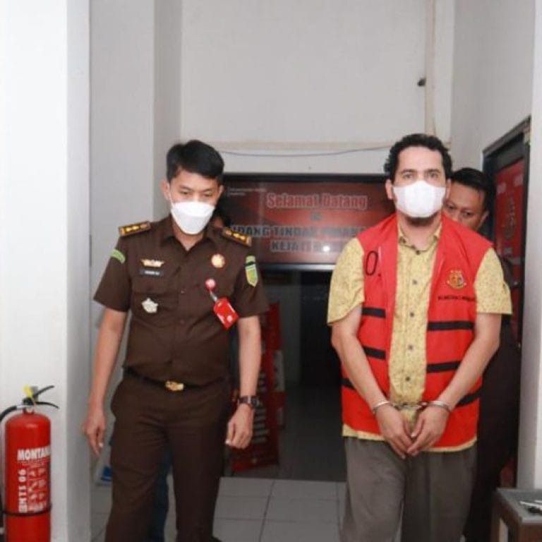 Kejati Banten Sikat Tersangka Kasus Gratifikasi