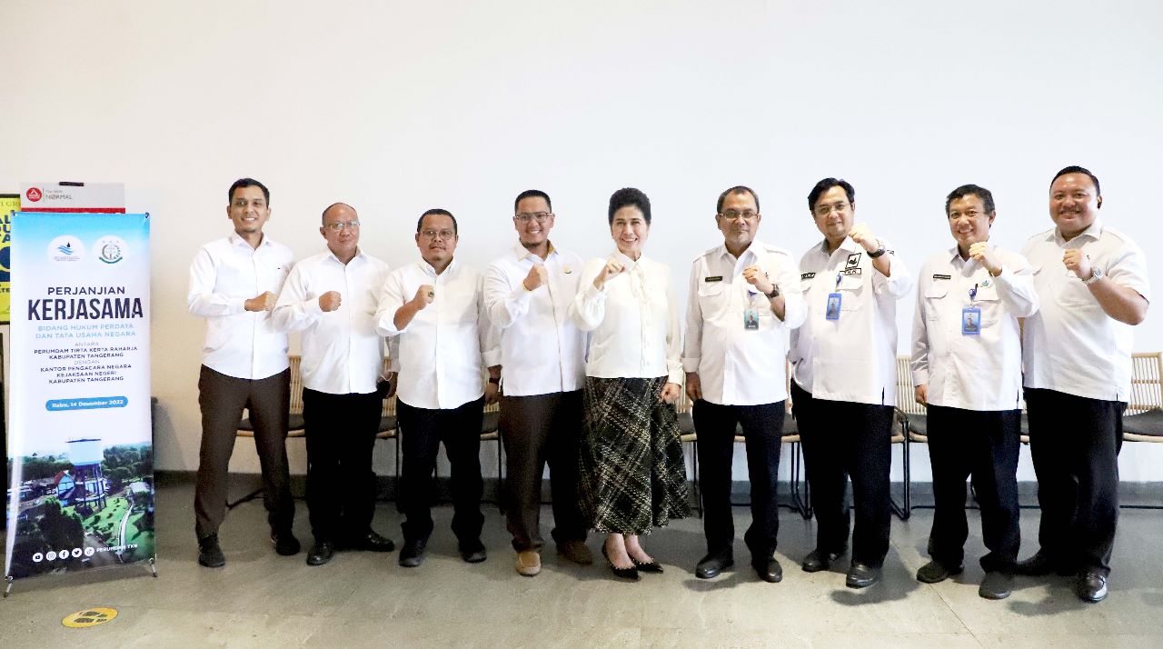Perumdam TKR Kembali Teken Kerja Sama Dengan Kejaksaan Negeri Kabupaten Tangerang 2 Perumdam TKR Kembali Teken Kerja Sama Dengan Kejaksaan Negeri Kabupaten Tangerang I PojokPublik