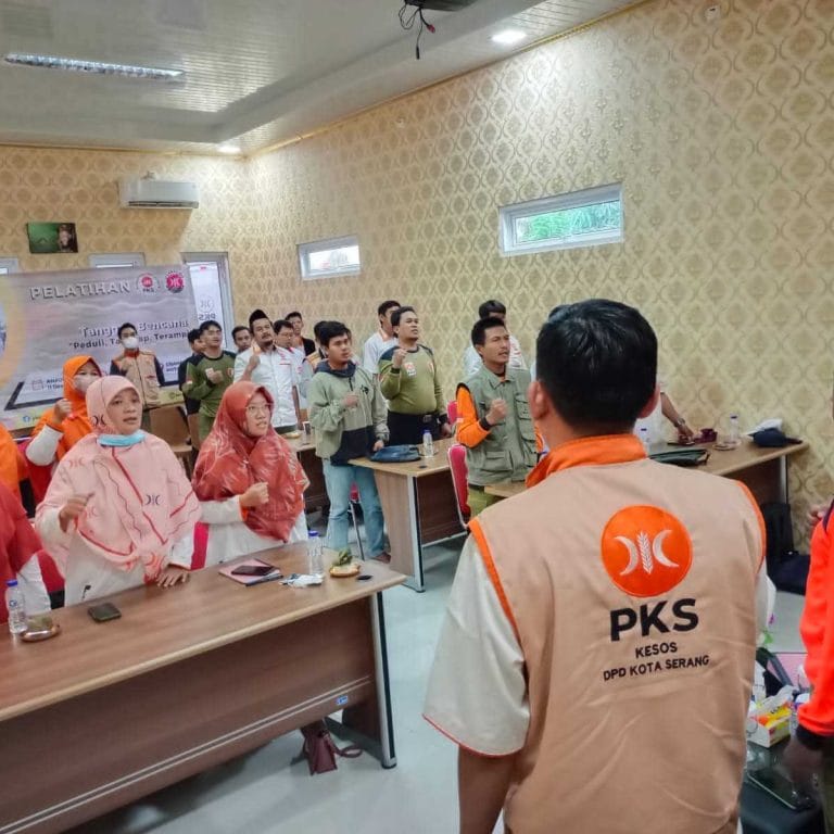 Relawan PKS Kota Serang Dibentuk Ini Tugas dan Fungsinya 9 Relawan PKS Kota Serang Dibentuk Ini Tugas dan Fungsinya I PojokPublik