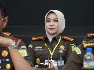 MANTAP...!Kejari Batam Terima Dua Penghargaan Dari Kejati Kepri