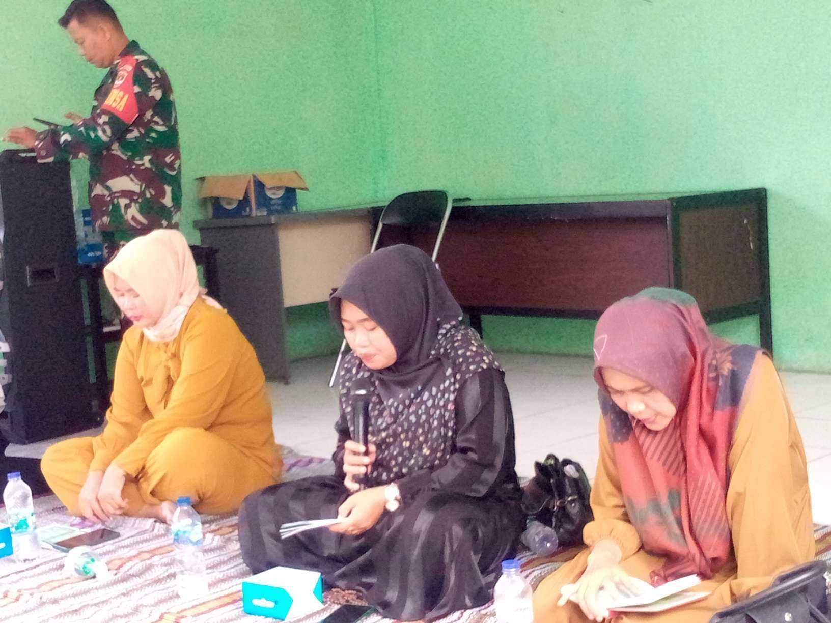 Persit Kartika Chandra Kirana ( KCK) Ranting 6 Koramil 05 /Balaraja Kodim 0510/Tigaraksa Adakan Arisan Bulanan 7 Persit Kartika Chandra Kirana ( KCK) Ranting 6 Koramil 05 /Balaraja Kodim 0510/Tigaraksa Adakan Arisan Bulanan I PojokPublik