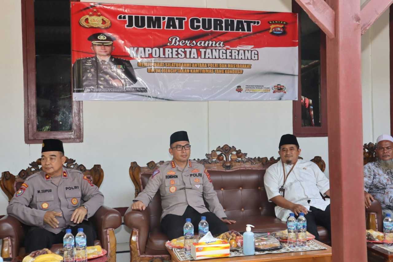Gelar Jumat Curhat, Polresta Tangerang Serap Aspirasi Warga Tigaraksa 7 Gelar Jumat Curhat, Polresta Tangerang Serap Aspirasi Warga Tigaraksa I PojokPublik