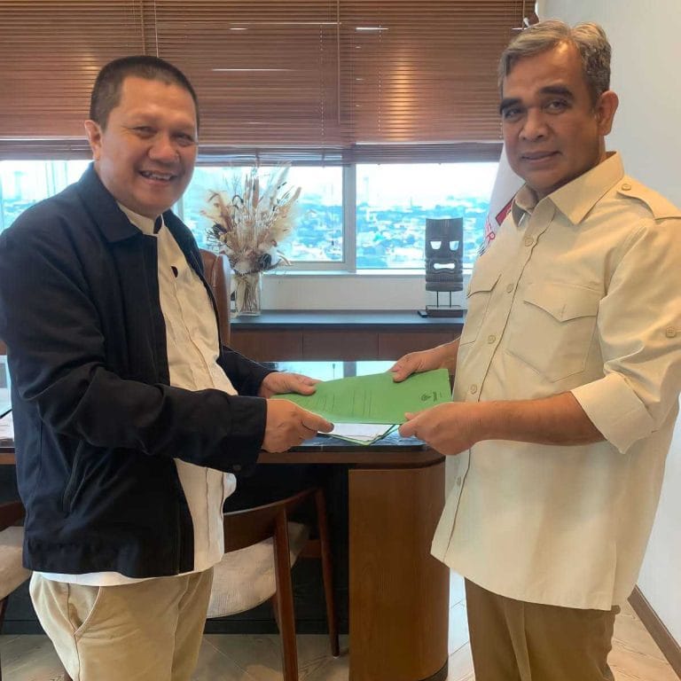 Difriadi Serahkan Hasil Reses ke Fraksi Gerindra