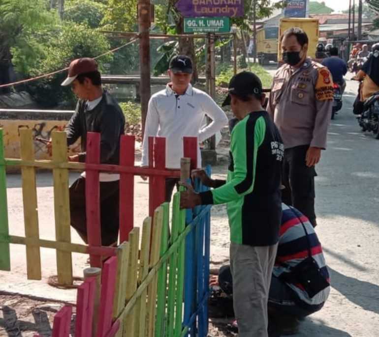 Ciptakan Lingkungan Asri, Pemdes Rawa Rengas Terus Berbenah 7 Ciptakan Lingkungan Asri, Pemdes Rawa Rengas Terus Berbenah I PojokPublik