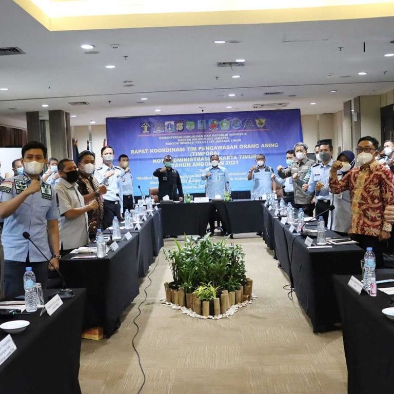 Tingkatkan Pengawasan Orang Asing, Kakanwil Kemenkumham DKI Jakarta Membuka Rakor di Jaktim