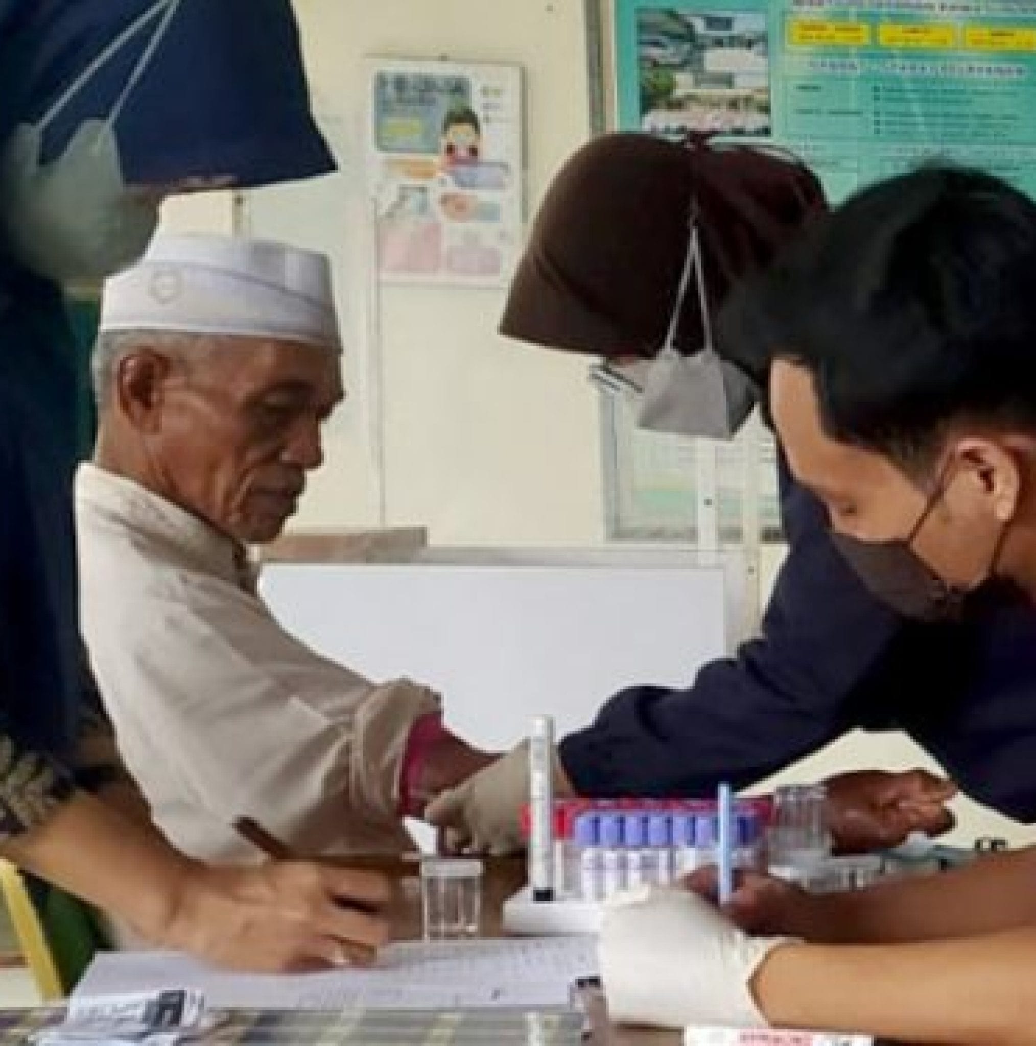 Bantu Lansia agar Tetap Produktif, Puskesmas Kronjo Rutin Gelar Prolanis