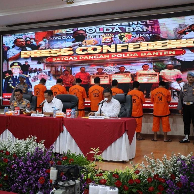 MANTAP, Polda Banten Berhasil Amankan 350 Ton Beras Bulog