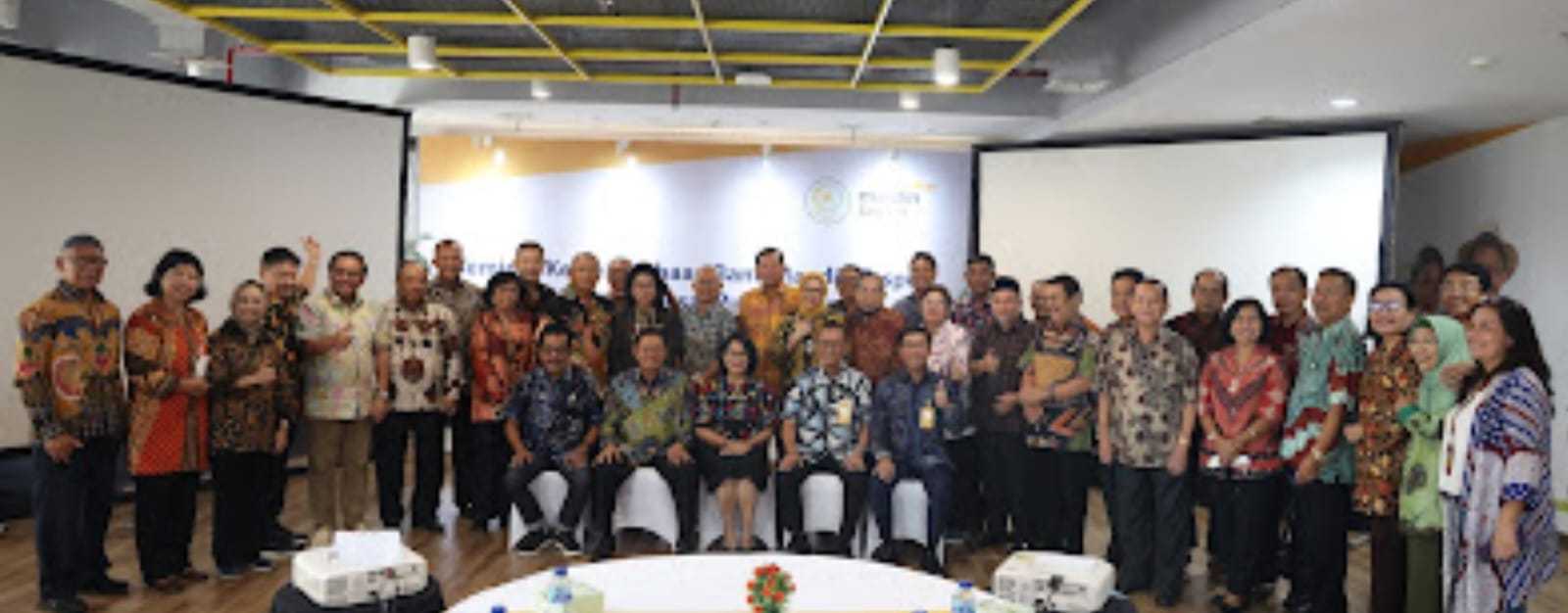 KEREN, Seminar Kewirausahaan Bank Mandiri Atas Pen Keluarga Besar Purna Adhyaksa 7 KEREN, Seminar Kewirausahaan Bank Mandiri Atas Pen Keluarga Besar Purna Adhyaksa I PojokPublik