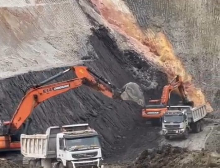 GAS, DPR RI Minta Menhub Cabut Ijin Jetty Sungai Berlian Jaya 7 GAS, DPR RI Minta Menhub Cabut Ijin Jetty Sungai Berlian Jaya I PojokPublik