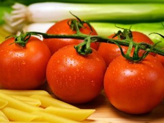 Manfaat Tomat Ceri untuk Kesehatan dan Cara Tepat Mengonsumsinya