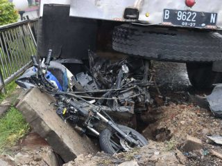 Satlantas Polresta Tangerang Olah TKP Kecelakaan yang Tewaskan 3 Orang di Balaraja