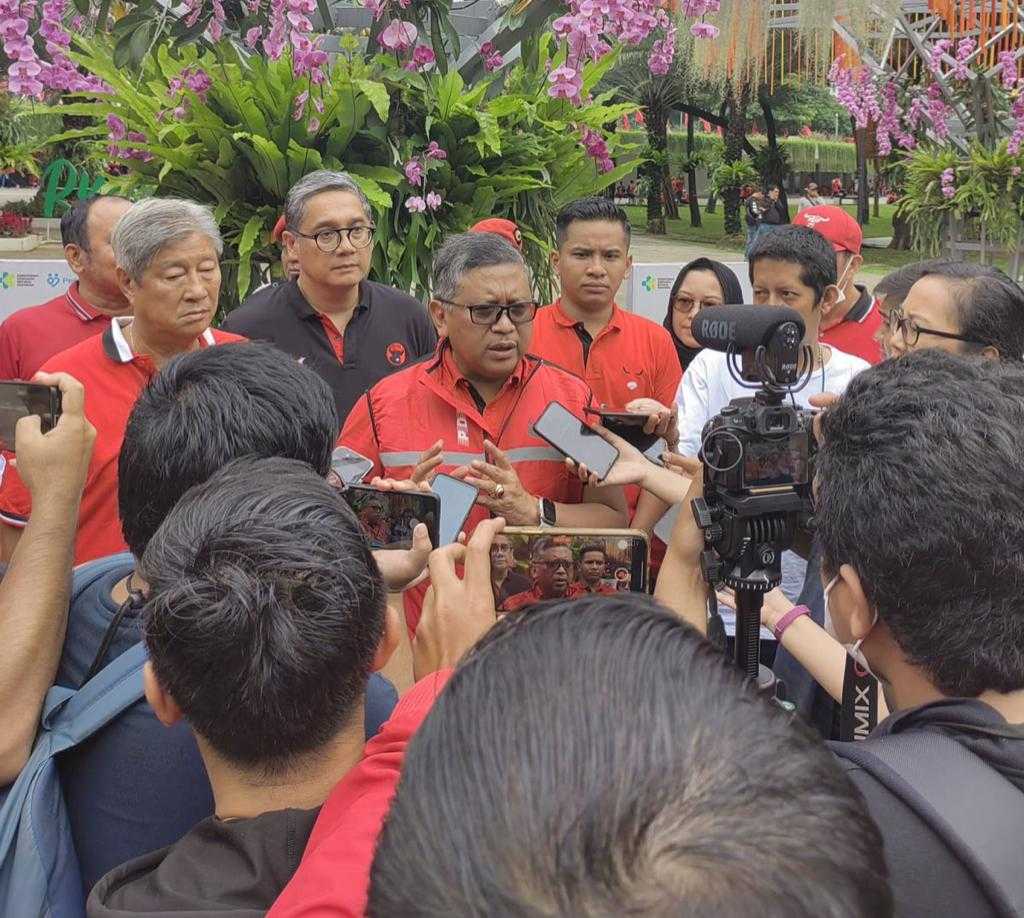 Adiyoga Nusyirwan : Melihat fenomena gagalnya Piala Dunia U-20 di Indonesia 7 Adiyoga Nusyirwan : Melihat fenomena gagalnya Piala Dunia U-20 di Indonesia I PojokPublik