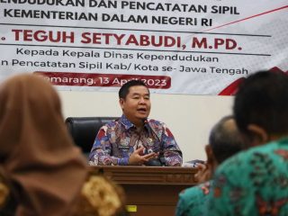 Himbauan Penting Dirjen Dukcapil Soal Layanan Kependudukan di Jateng