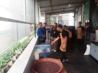 Senyum Lebar Warga Binaan Rutan Kelas I Depok, Begini Penyebabnya