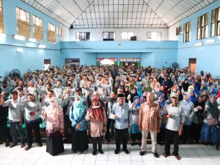 Sosialisasi Germas, Muhammad Rizal DPR RI Ajak Masyarakat Cibodas Hidup Sehat