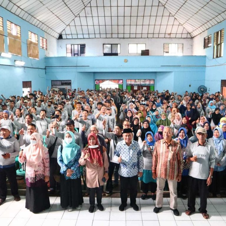 Sosialisasi Germas, Muhammad Rizal DPR RI Ajak Masyarakat Cibodas Hidup Sehat