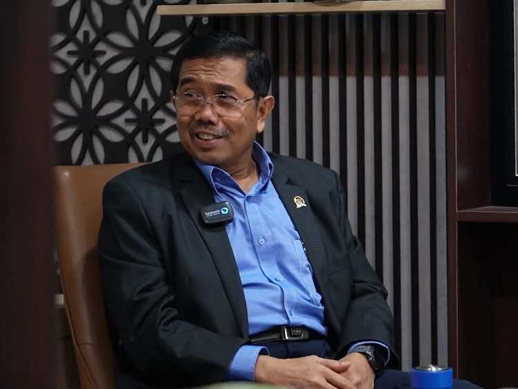 Ongku P. Hasibuan: Jika Ingin Memperkuat Demokrasi, Maka Mahkamah Konstitusi Harus Memutuskan Pemilu dengan Sistem Proporsional Terbuka 7 Ongku P. Hasibuan: Jika Ingin Memperkuat Demokrasi, Maka Mahkamah Konstitusi Harus Memutuskan Pemilu dengan Sistem Proporsional Terbuka I PojokPublik