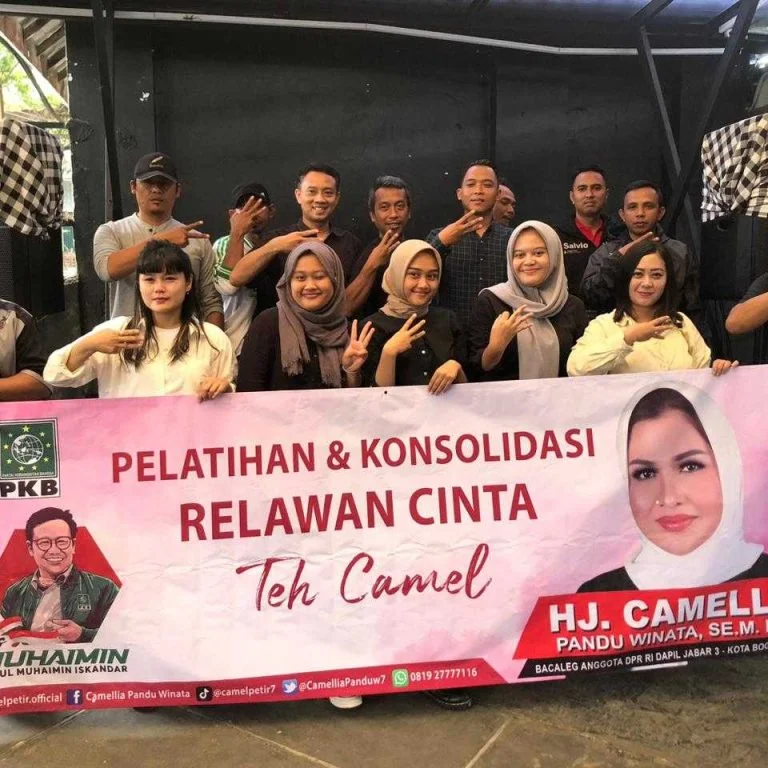 MUDA MUDI MILENIAL CIANJUR DUKUNG GUS IMIN DAN TEH CAMEL DI PEMILU 2024 12 MUDA MUDI MILENIAL CIANJUR DUKUNG GUS IMIN DAN TEH CAMEL DI PEMILU 2024