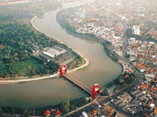 Bendungan Pintu Air 10 Cisadane Jebol, Perumdam TKR Kirim Mobil Tangki Demi Penuhi Air Bersih Ribuan Pelanggan