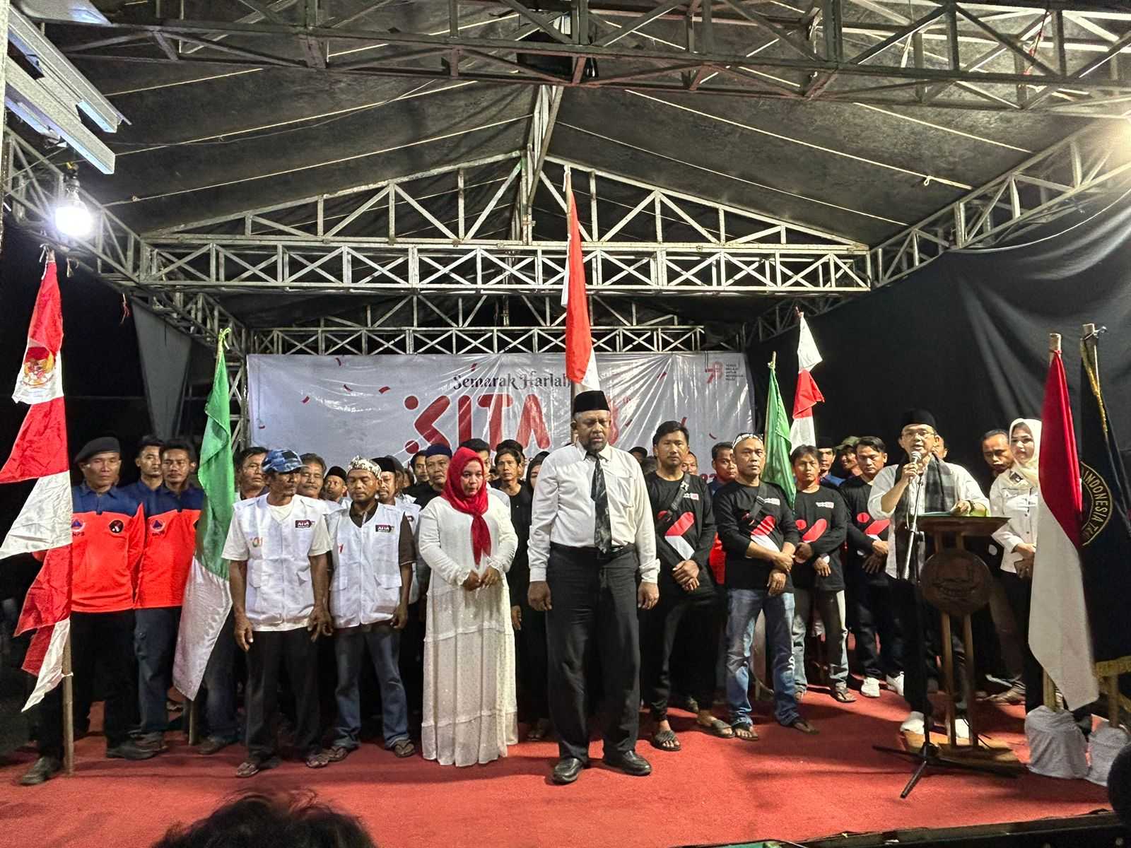 Kuwu Eman Loji Kobong Didaulat Jadi Ketum Relawan KITA Majalengka 7 Kuwu Eman Loji Kobong Didaulat Jadi Ketum Relawan KITA Majalengka I PojokPublik