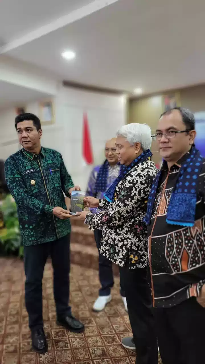 APPAMSI Komitmen Membantu SDM BUMD Air Minum di Indonesia 2 APPAMSI Komitmen Membantu SDM BUMD Air Minum di Indonesia I PojokPublik