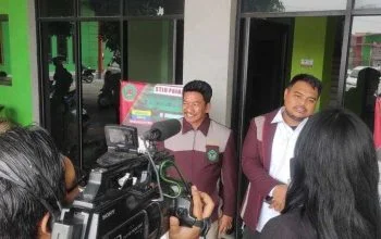 Seminar Nasional STIH PAINAN Bertajuk "Batasan Hak Imunitas Advokat Dalam Berprofesi 7 Seminar Nasional STIH PAINAN Bertajuk "Batasan Hak Imunitas Advokat Dalam Berprofesi I PojokPublik