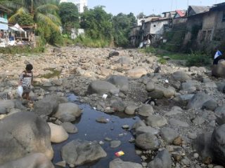 Sungai, Bendungan dan Sumur Kian Kering, 220.000 Warga Bogor Mengalami Kekeringan