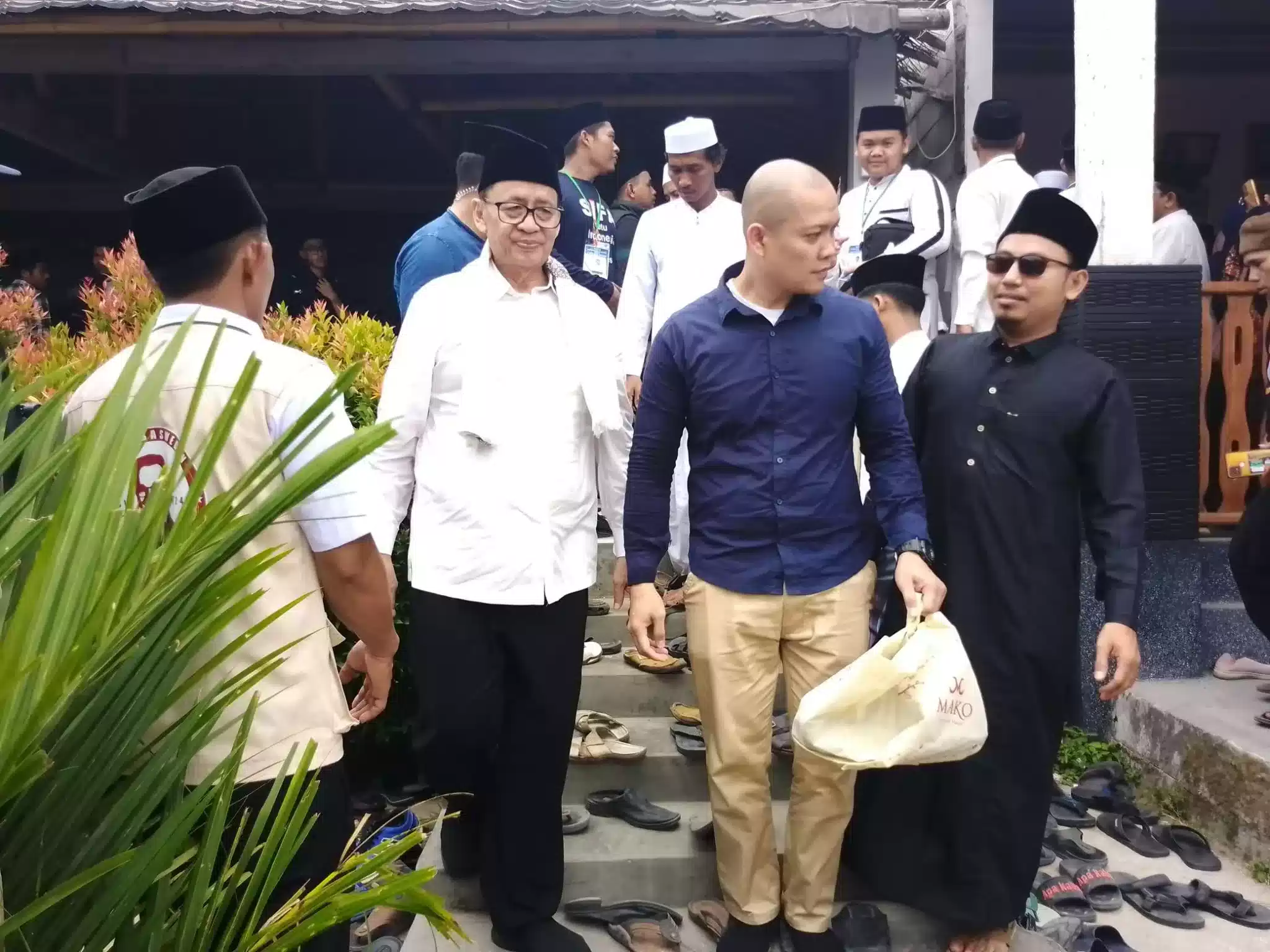 SIFA Semakin Lebarkan Sayapnya dengan Mengadakan Kunjungan Anies Kepesantren AL- BADAR Dangdeur 7 SIFA Semakin Lebarkan Sayapnya dengan Mengadakan Kunjungan Anies Kepesantren AL- BADAR Dangdeur I PojokPublik