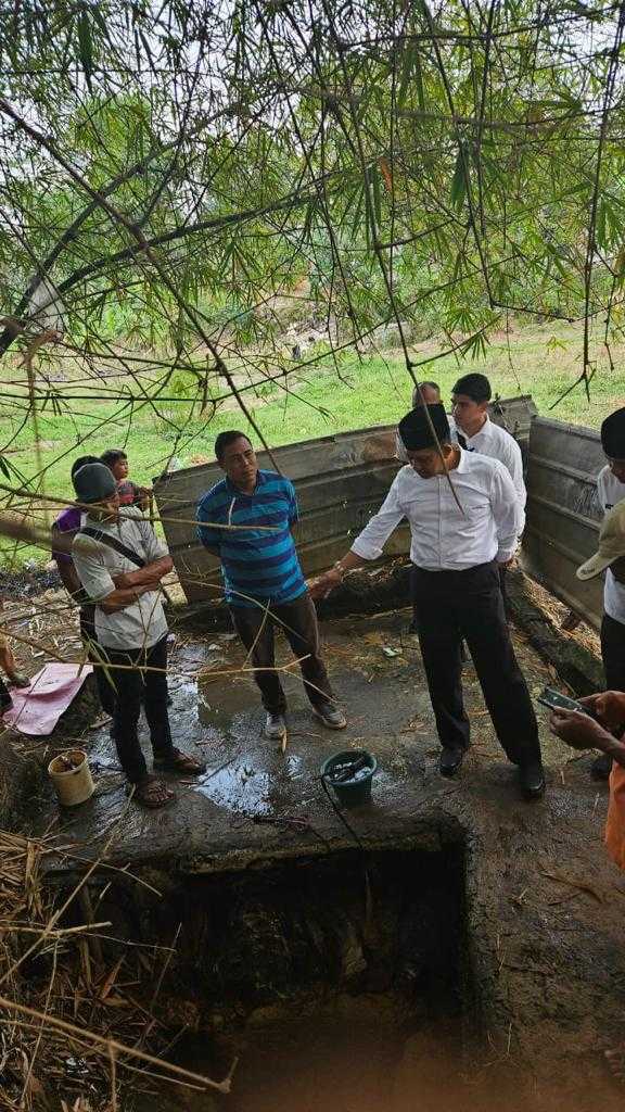 Pj Bupati Tangerang Andy Tinjau Langsung Masyarakat Yang Terdampak Kekeringan 3 Pj Bupati Tangerang Andy Tinjau Langsung Masyarakat Yang Terdampak Kekeringan I PojokPublik