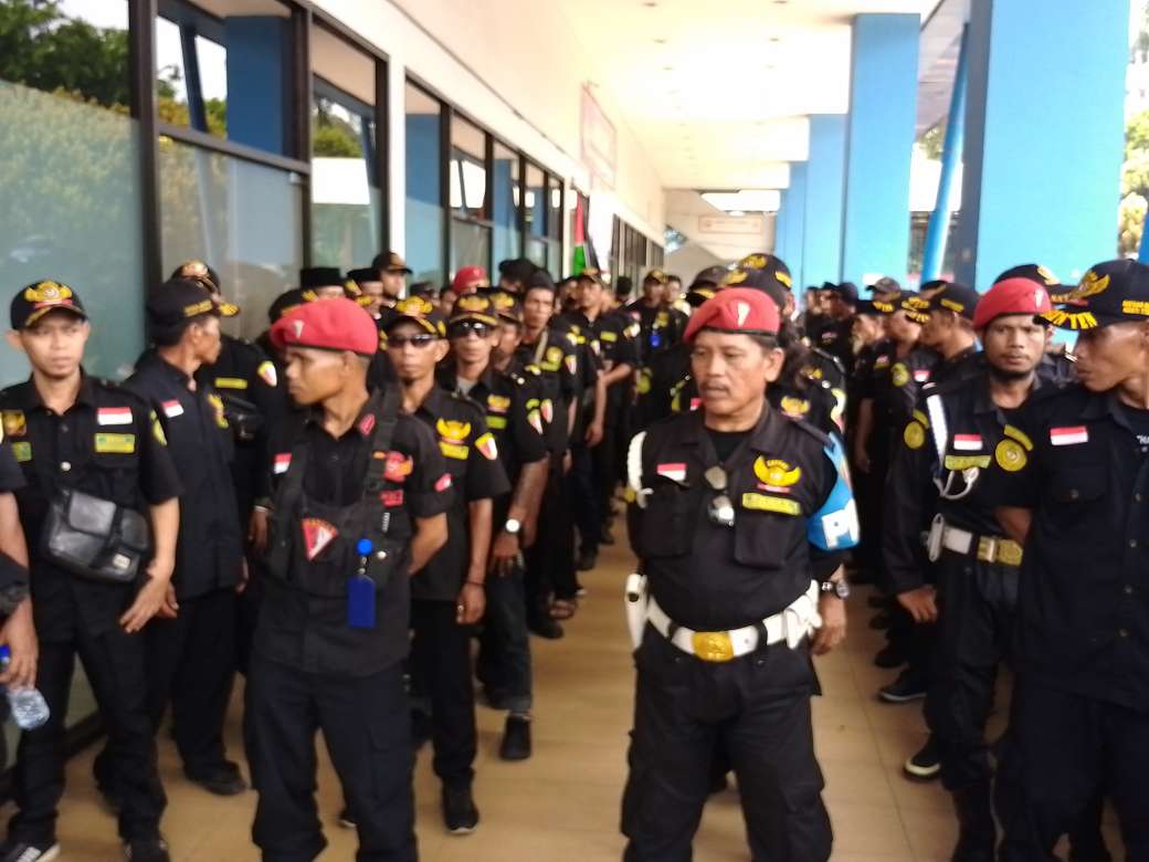 Ketum DPP Beserta DPD DKI, dan Jajaran DPC,DPAC Satgas Banten Kesti TTKKDH Warnai Acara Deklarasi Gabungan, Dukung Ganjar Pranowo- Mahfud MD 7 Ketum DPP Beserta DPD DKI, dan Jajaran DPC,DPAC Satgas Banten Kesti TTKKDH Warnai Acara Deklarasi Gabungan, Dukung Ganjar Pranowo- Mahfud MD I PojokPublik