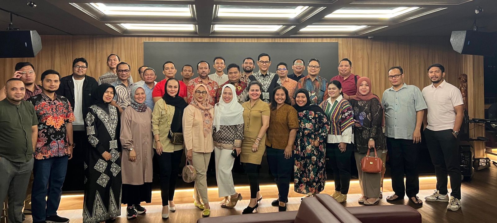 Alumni Fakultas Hukum USU Jakarta Raya Adakan Silaturahmi, Ternyata Ini Pentingnya 2 Alumni Fakultas Hukum USU Jakarta Raya Adakan Silaturahmi, Ternyata Ini Pentingnya I PojokPublik