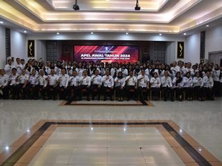 Kemenkumham Jabar Gelar Apel Serentak Awal Tahun Bersama Menkumham RI