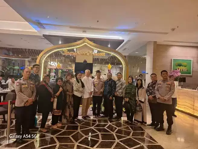 Momen Buka Bersama Perkuat Silaturahmi Polri dan Ormas Binaan 1 Momen Buka Bersama Perkuat Silaturahmi Polri dan Ormas Binaan